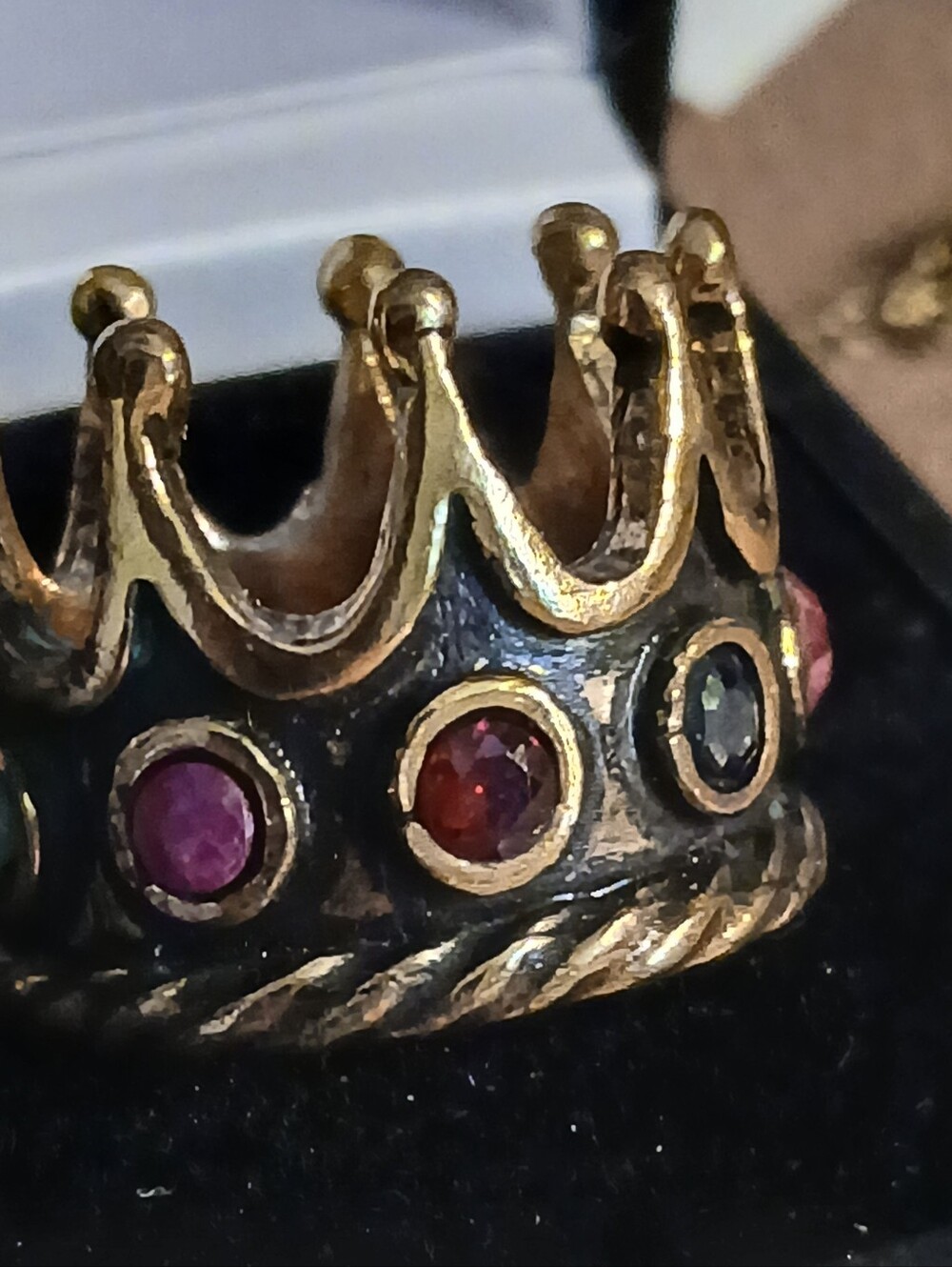 Crown Ring - Picture 3 of 4